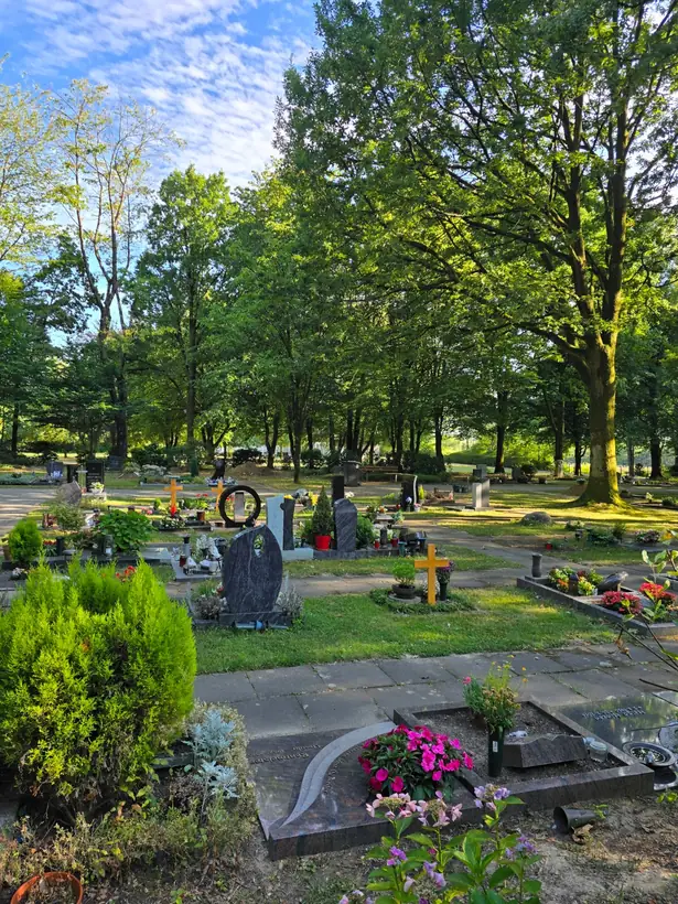 Städtischer Friedhof Heiligenhaus-Werkerwald in Heiligenhaus – Ansicht 2