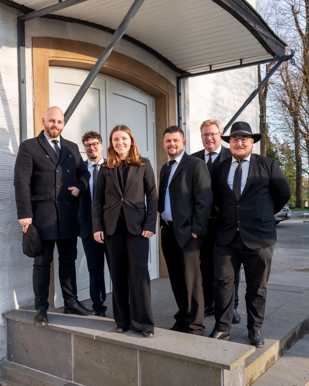 Das Team des Beerdigungsinstituts Velleuer